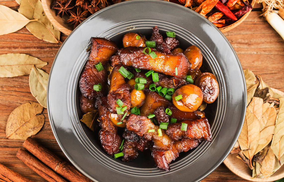 原创板栗红烧肉香甜软糯美味入口即化肥而不腻做法超简单家常菜