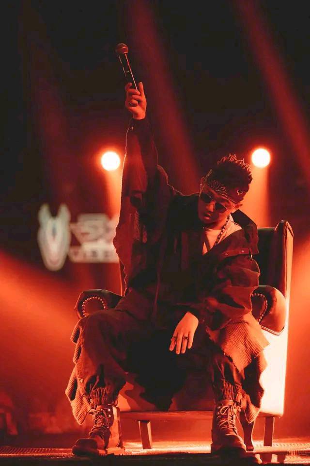 原创gai周廷用温柔打破妻子的不安,这才是真正的好男人!