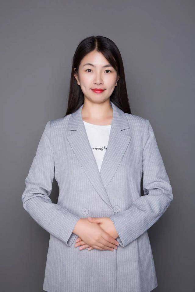 【曹职文化】一张曹职院教师专属的"职业照"