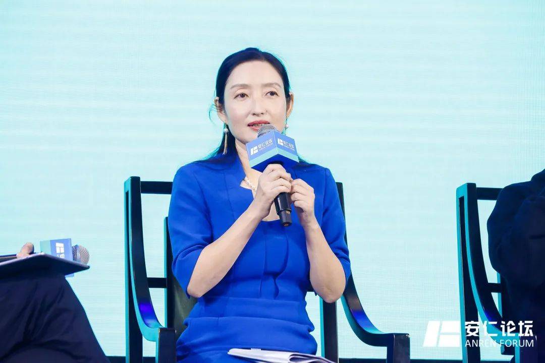 对话嘉宾:乔晓燕华侨城西部投资有限公司副总经理,成都安仁华侨城文化