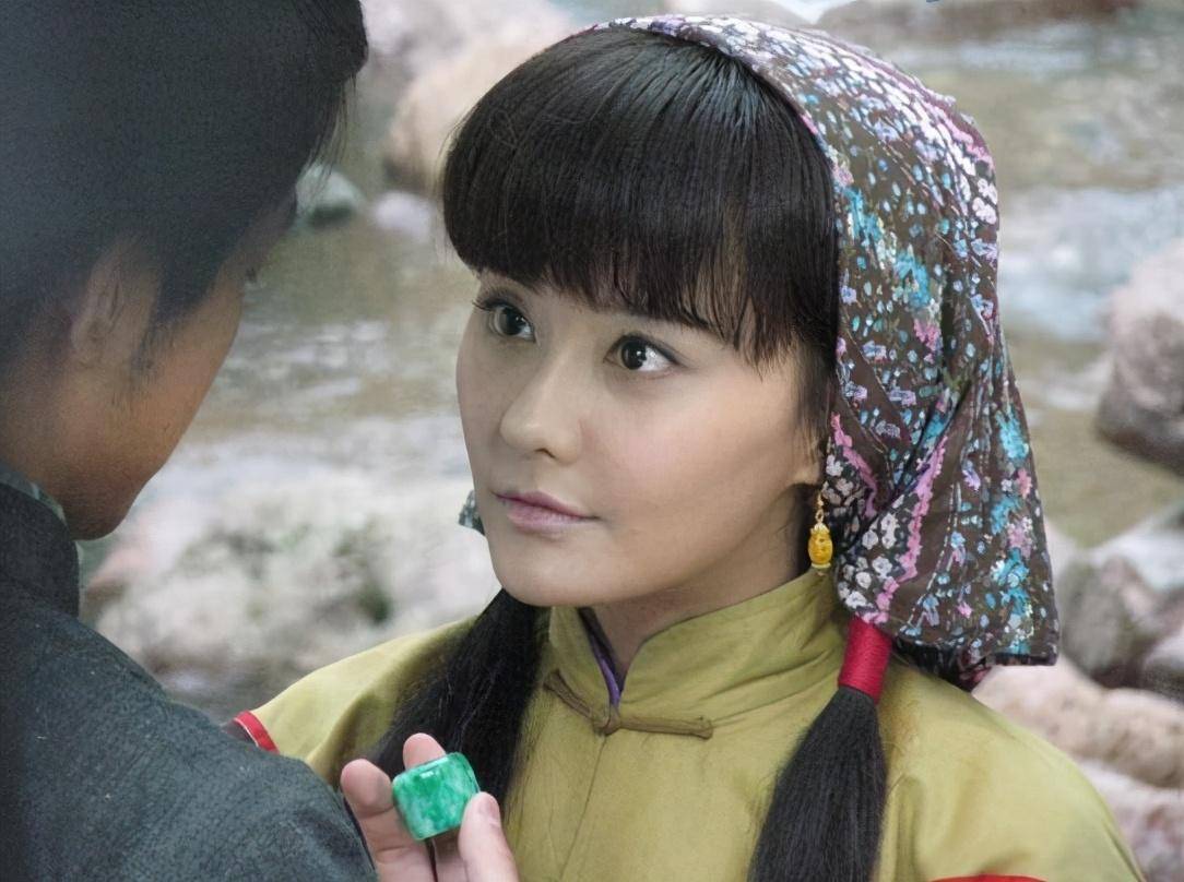 马雅舒近况,与吴奇隆离婚后嫁老外,一双混血儿女,太好看了吧