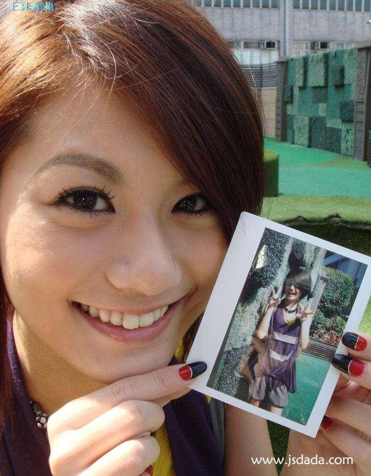 还记得黑涩会美眉里的小蛮吗?她男友竟然是他