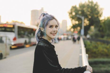 还记得网红鼻祖沉珂吗?曾被传"去世"多年,如今成两个孩子的妈