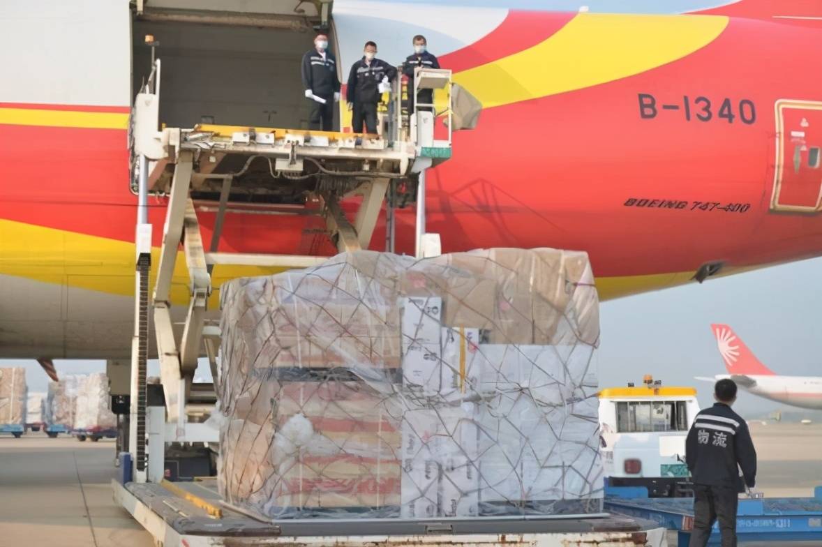 金鹏航空总签派师陈晓辉获全国交通运输系统抗击新冠疫情先进个人表彰