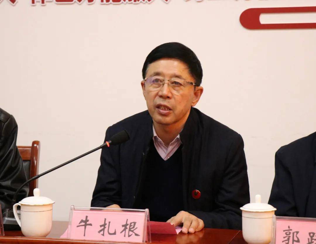 振兴旅游区党委书记牛扎根交流分享