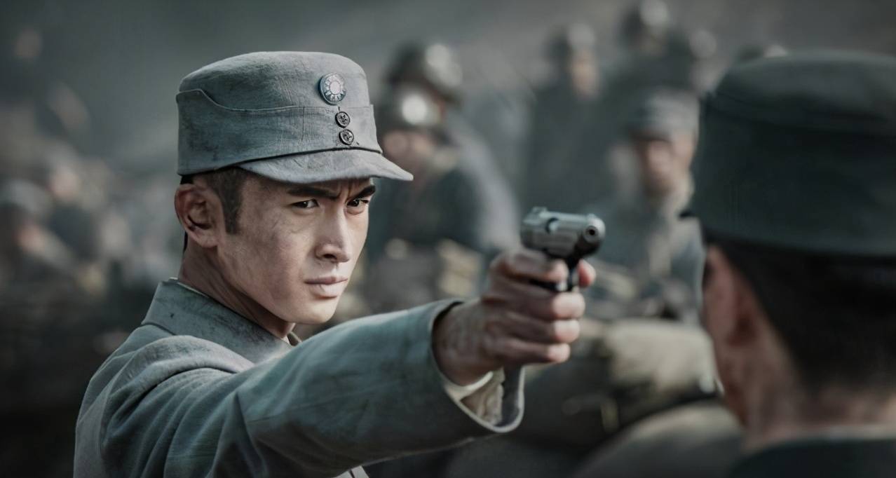 《亮剑3》定档,抹发胶,抽雪茄,没有战火气息,就这还上星?