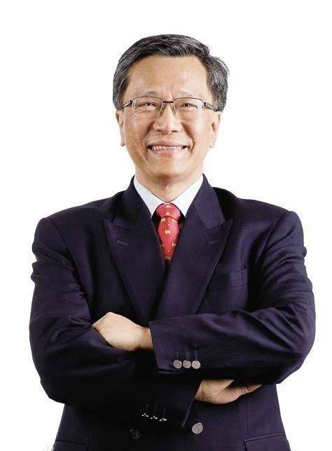 祖籍福建安溪,马来西亚知名华人实业家,居住在马来西亚的华人首富