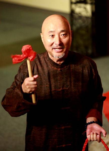 原创陈佩斯22年后重返央视他的精典小品中的自嘲那才叫高级幽默