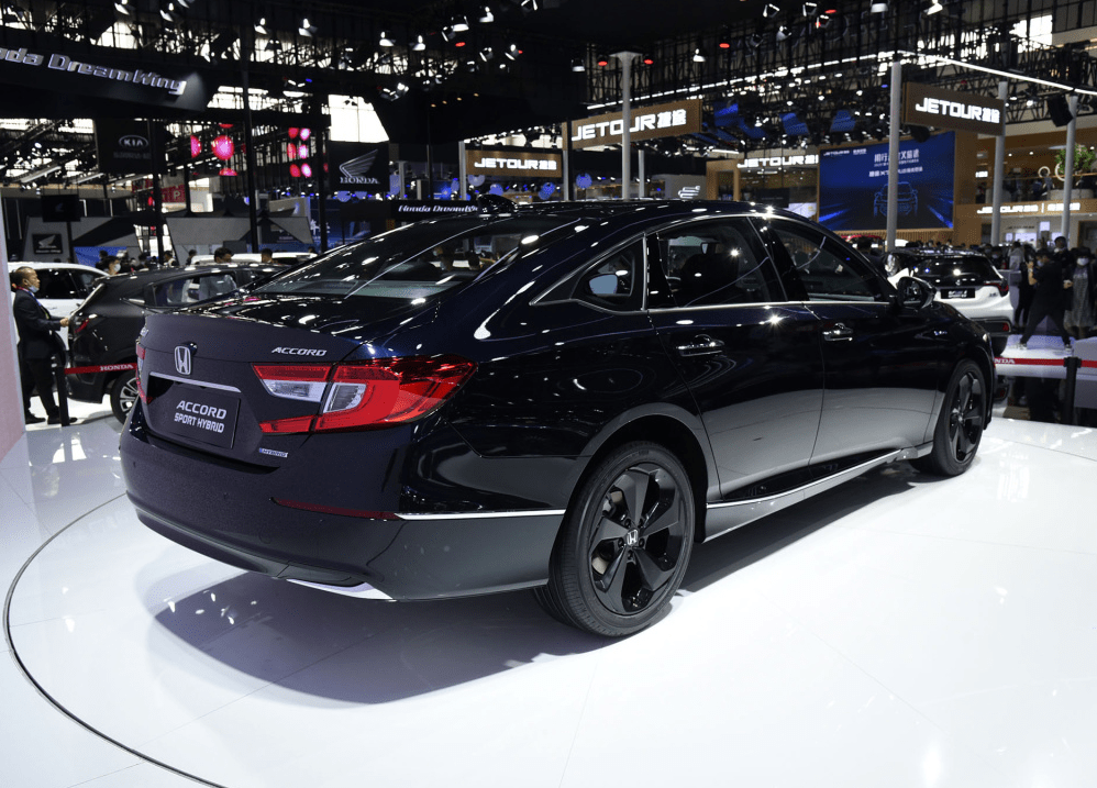 家用车也玩限量来看看雅阁星空限量版