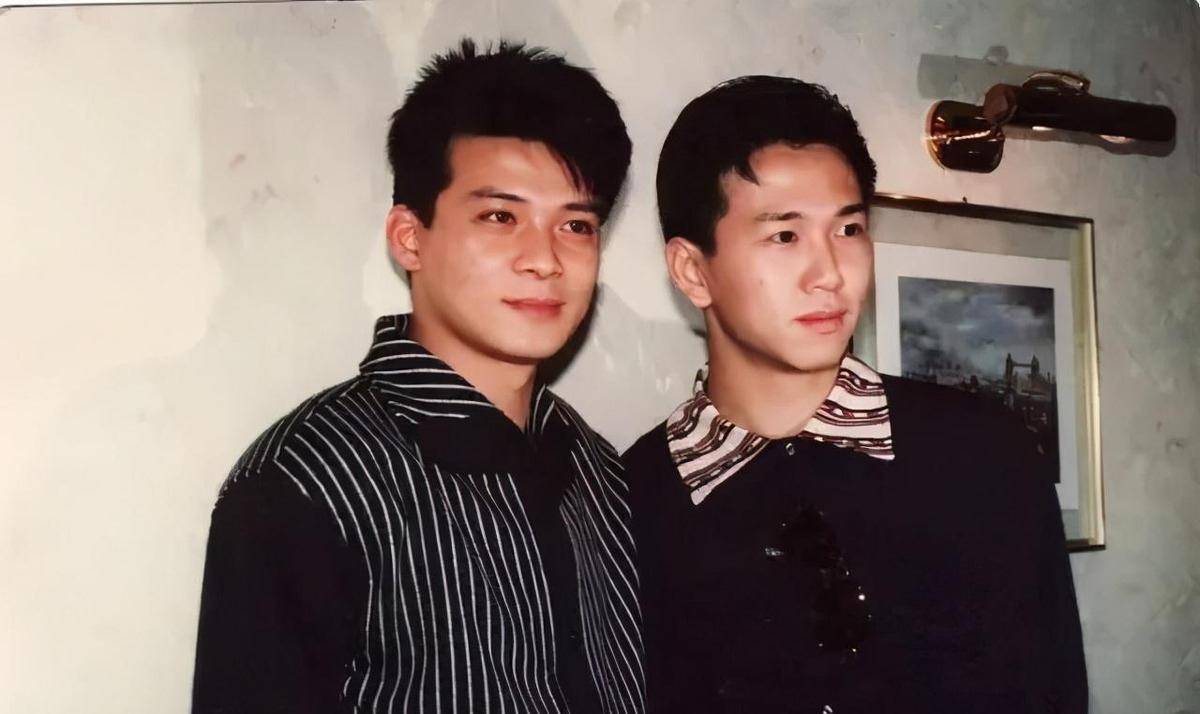 56岁渣男温兆伦,风流半生后娶小20岁娇妻,如今生活幸福_手机搜狐网