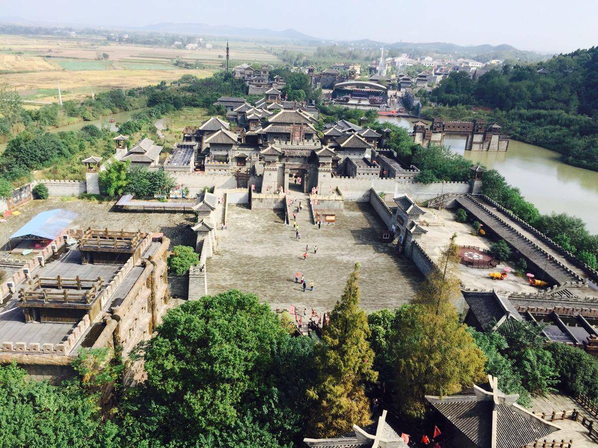 游不完的绚丽风光,看不完的赤壁美景,准备好探寻这5个地方了吗_手机