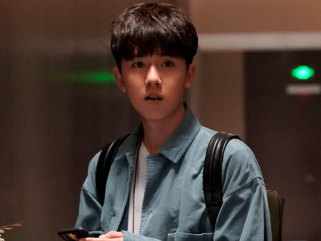 破茧首播获赞一口气连刷六集张耀这次押对了