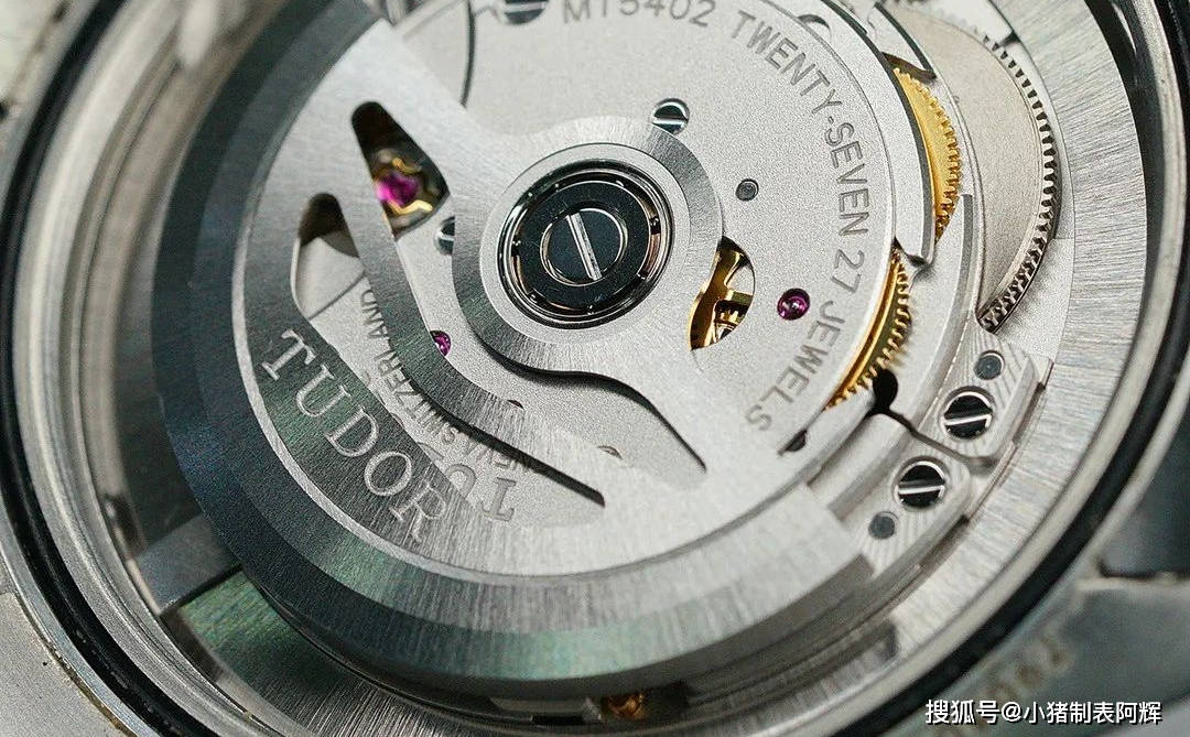 mt5402机芯参数:直径26mm,厚度4.