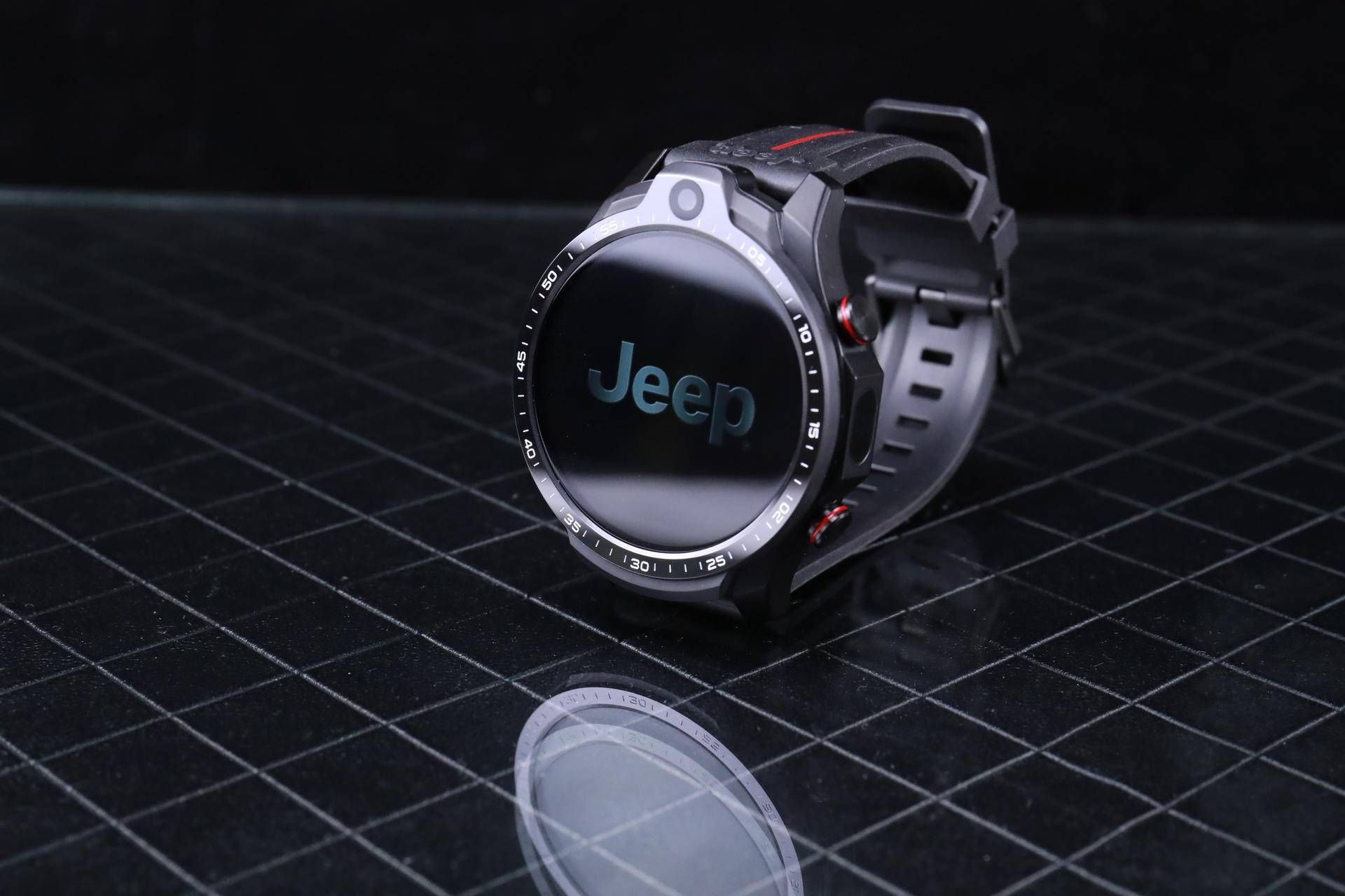 能戴在手腕上的手机jeep黑骑士智能手表