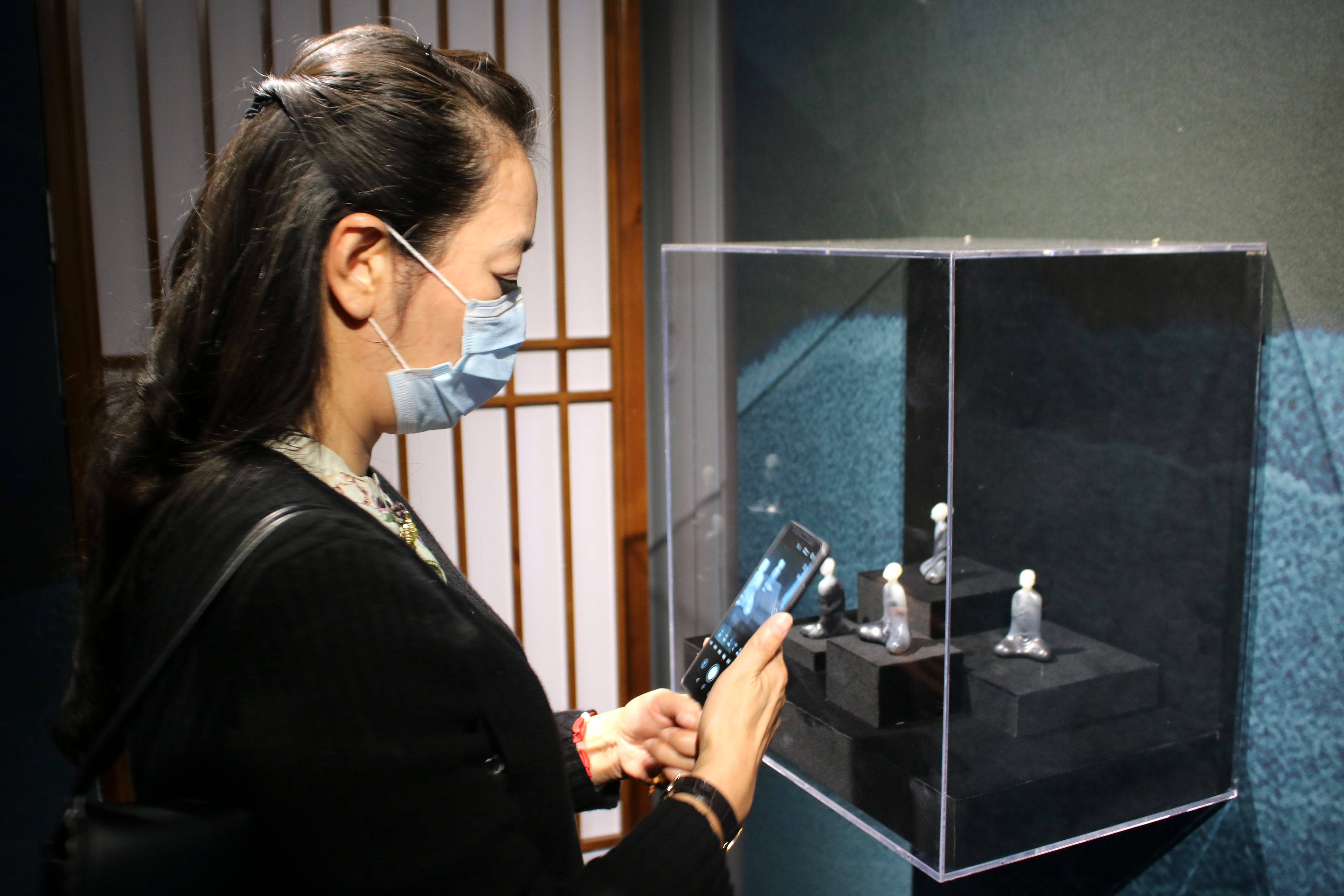 苏州唯一一位女性玉雕国大师程磊艺术作品展在苏州博物馆开展