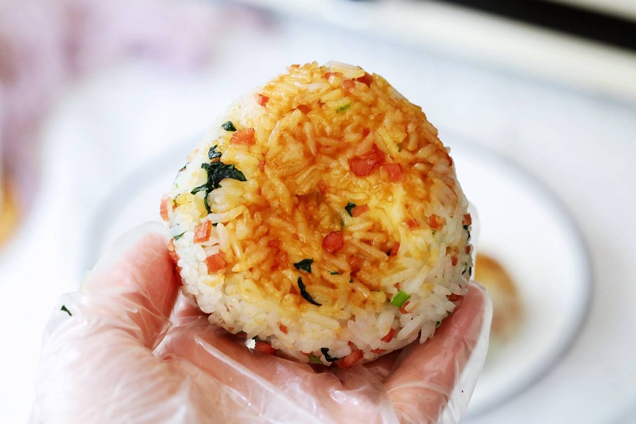 颜值超高的便当,一咬还会爆浆,上班上学超有面子,简单还解馋!_饭团