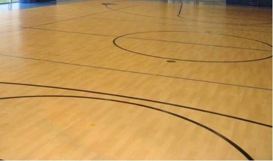 篮球馆木地板的自检方法