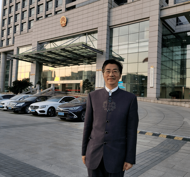 省政府决策"参座"周德文回温 首回"娘家"深入中小企"解剖麻雀"_温州