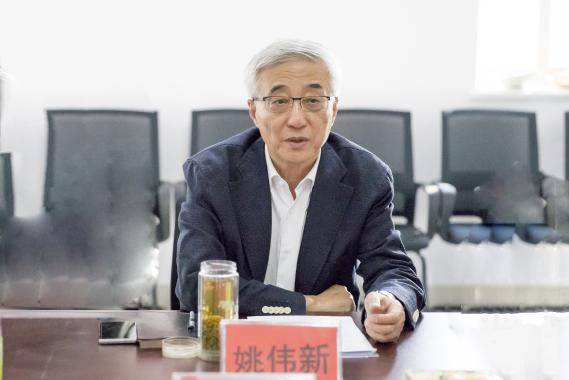 最后,姚伟新表示,当前困难与机遇并存,下一步,民资公司要继续同监管