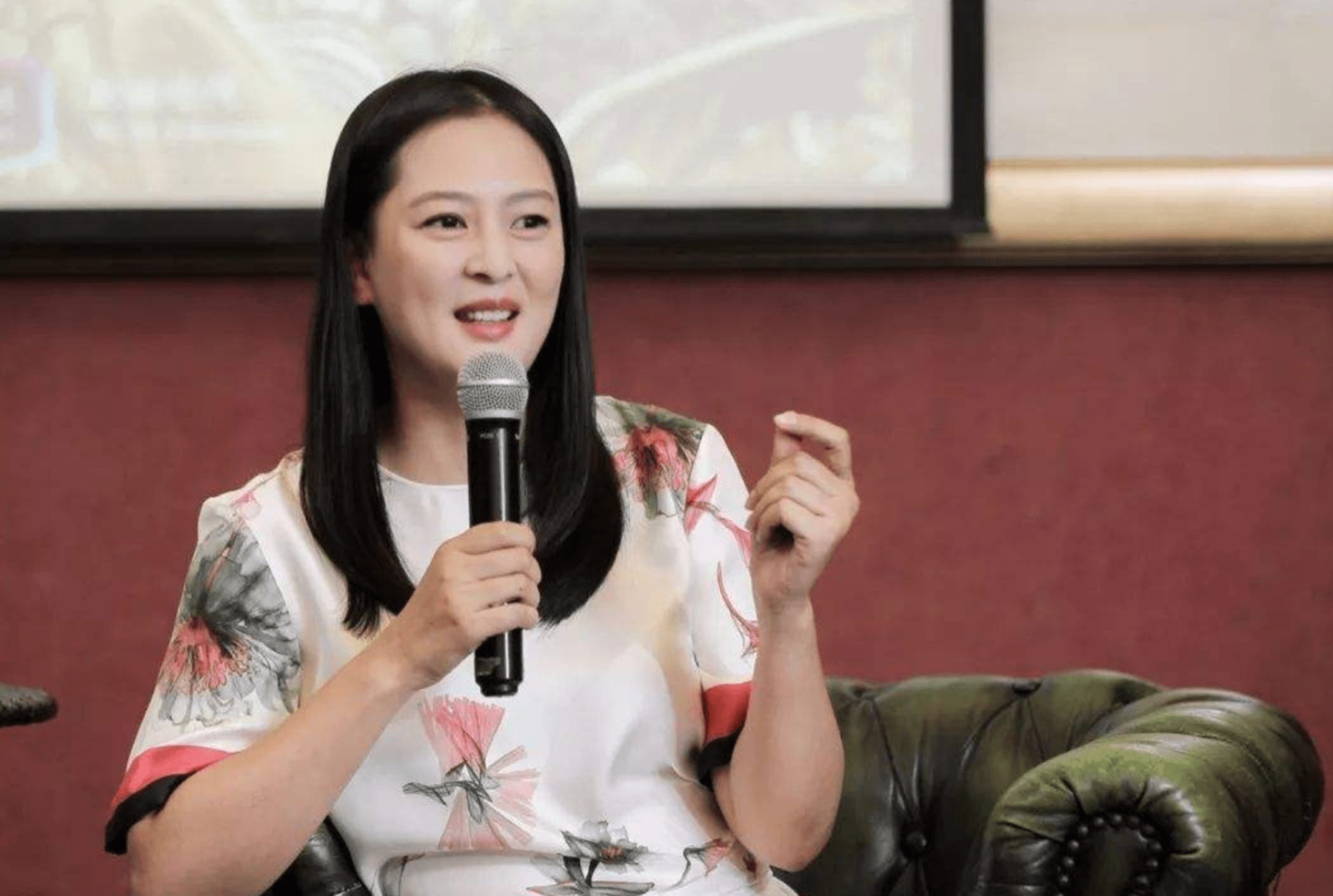 《非诚勿扰》女神导师,自己婚姻破裂上台指导别人,网友:您配吗