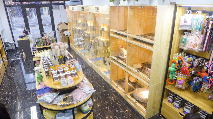 一家养宠人都会去的宠物店