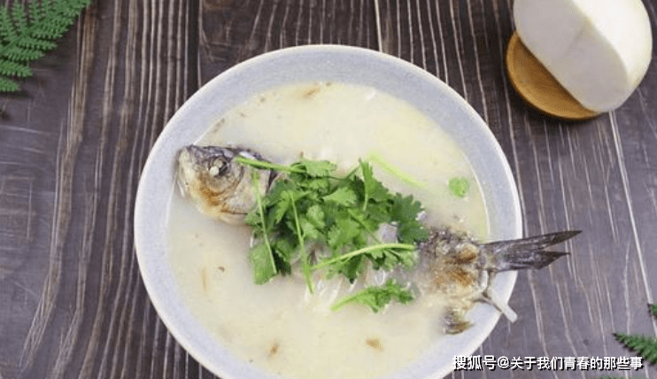 掌握3個技巧,魚湯鮮美濃白,沒腥味_鯽魚