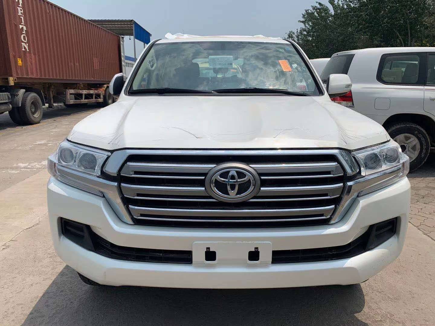 20款丰田酷路泽4000特促实拍现车越野王者