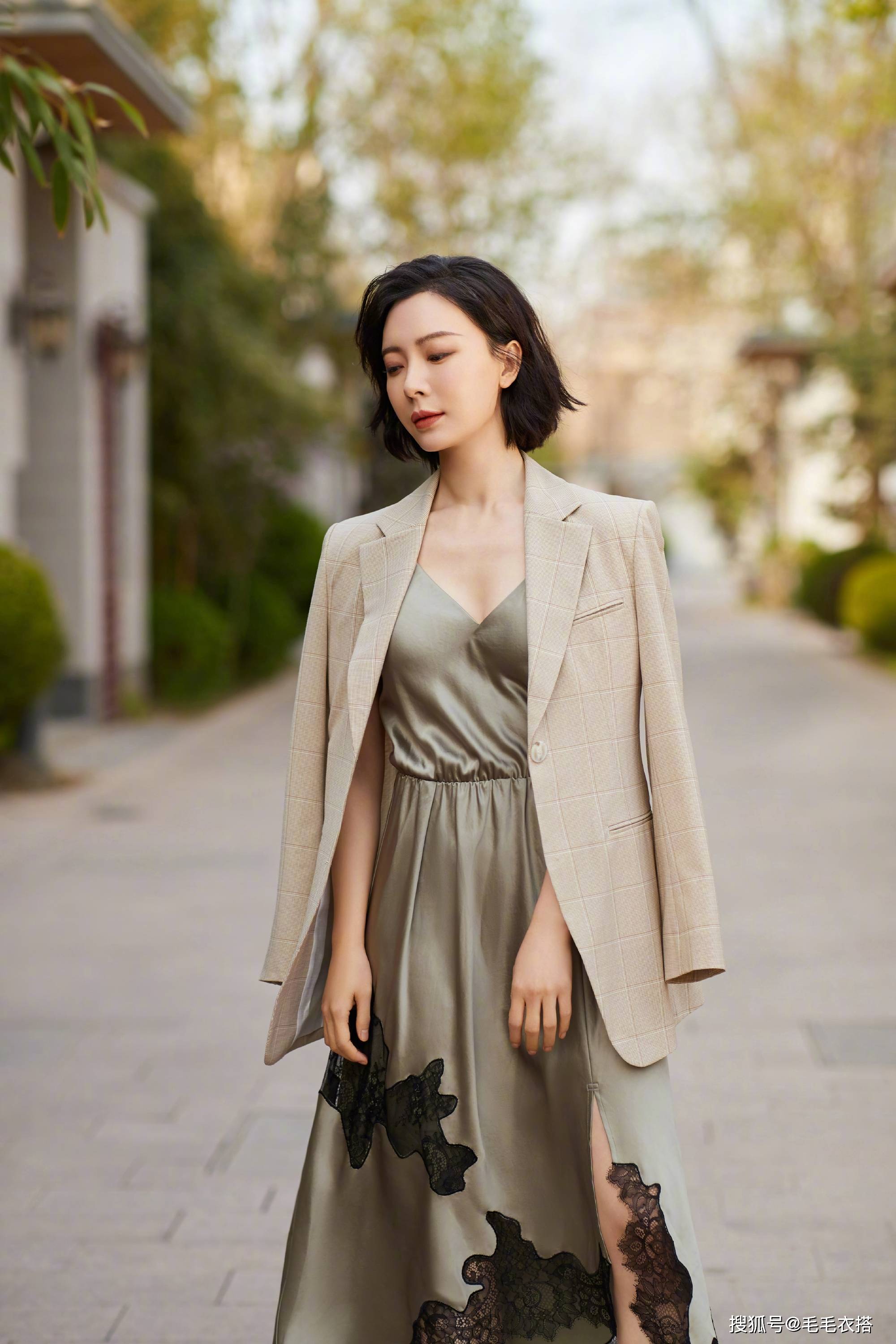 秋冬裙装不懂别乱穿!陈数这位时髦精教你美,掌握4点美成焦点