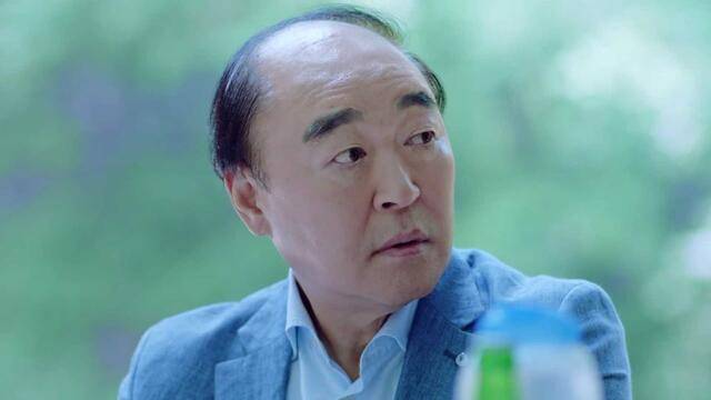 原创他是有名黄金配角,出演《熔炉》校长一角遭痛批,爱妻都不愿搭理