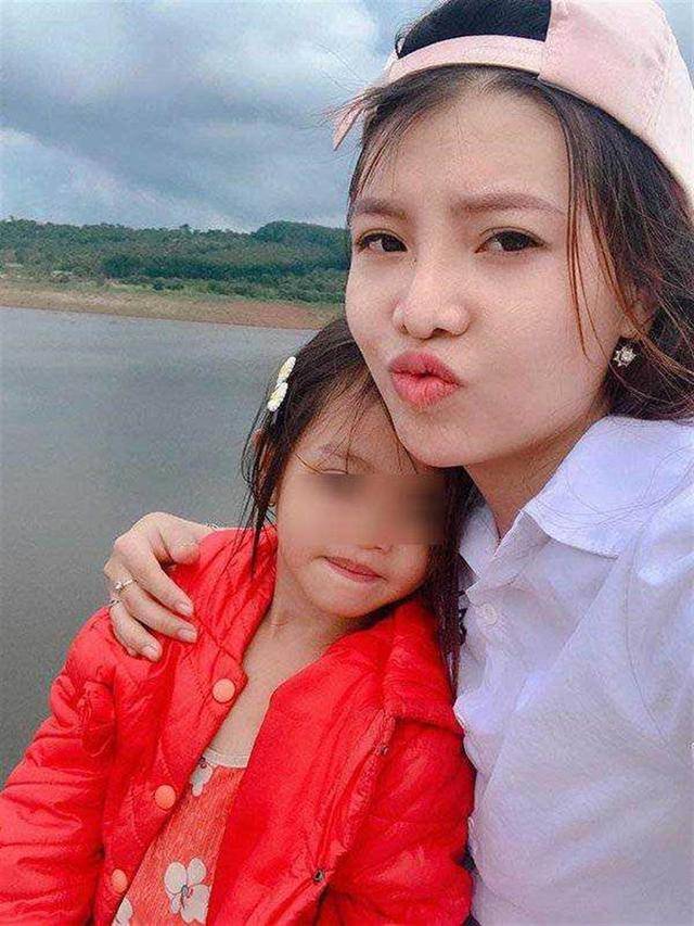 越南迷唇姐砸3亿整形嫁豪门又被离婚,梅开二度喜收巨款_郭金凤