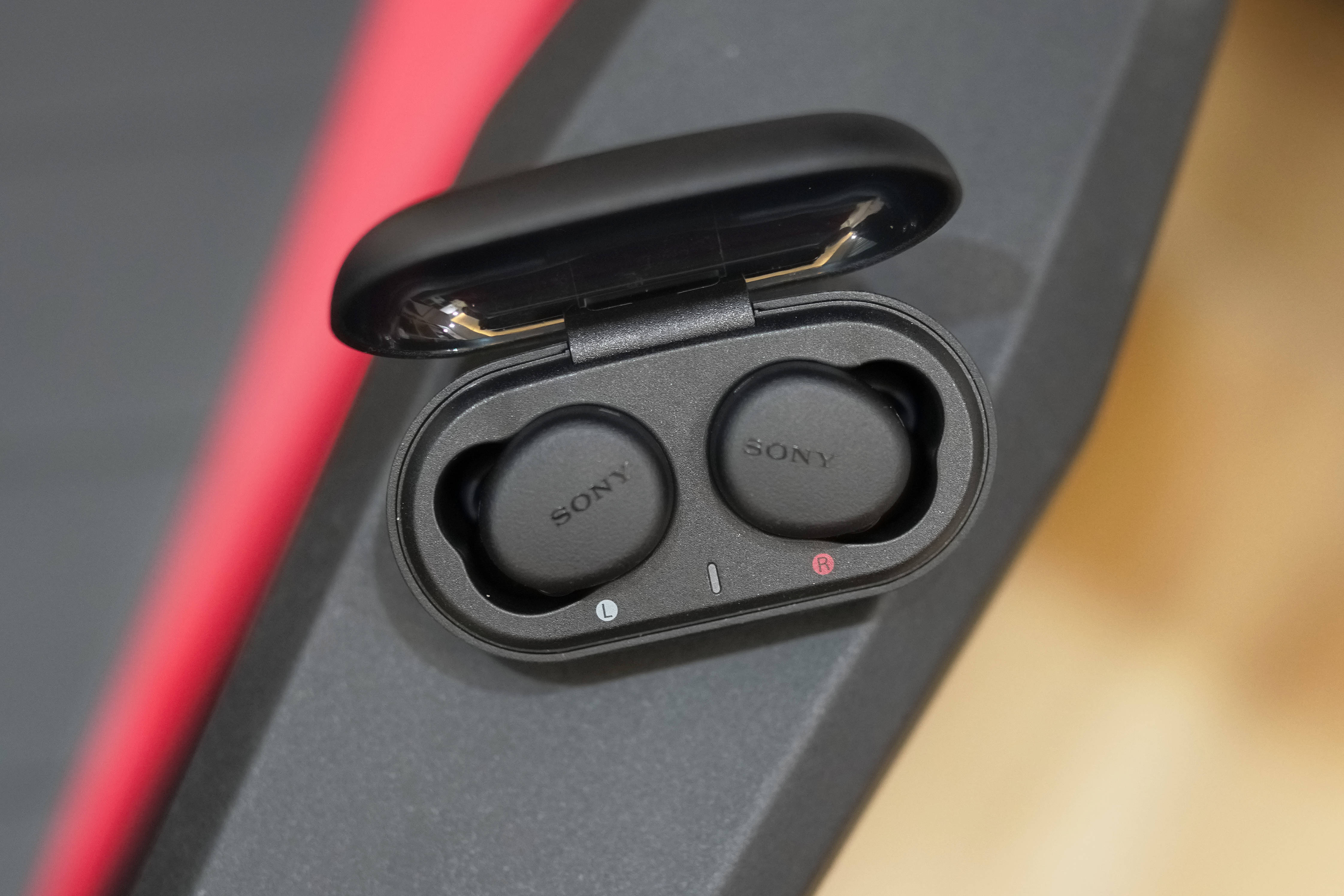 千元内运动新声代——索尼wf-xb700评测_耳机