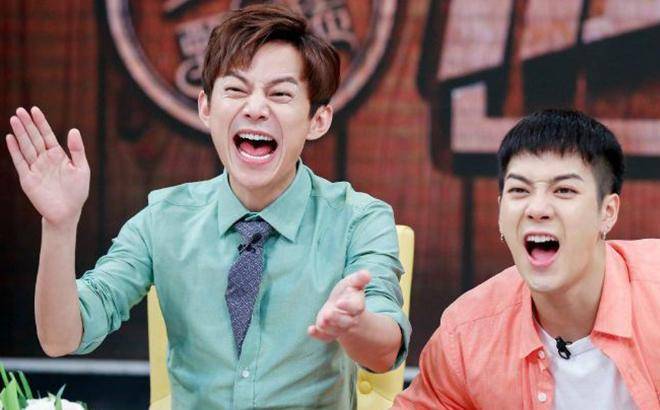 原创王嘉尔抱憾缺席冰箱6何炅发文回复其中5个字体现出高情商