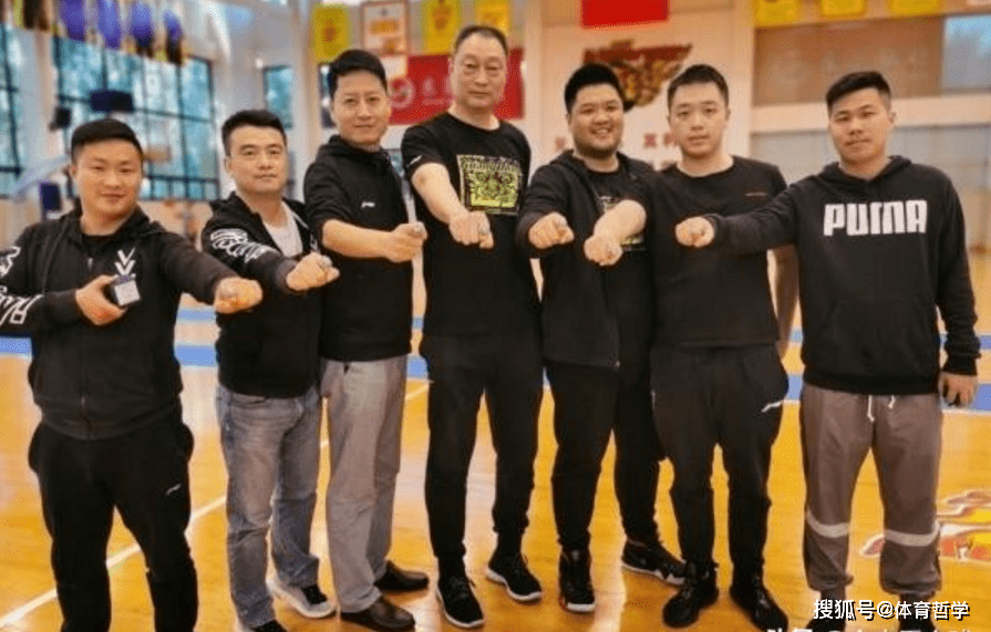 原创广东队教练团大解密!全是专业人士,老板掏钱给他们打造冠军戒指