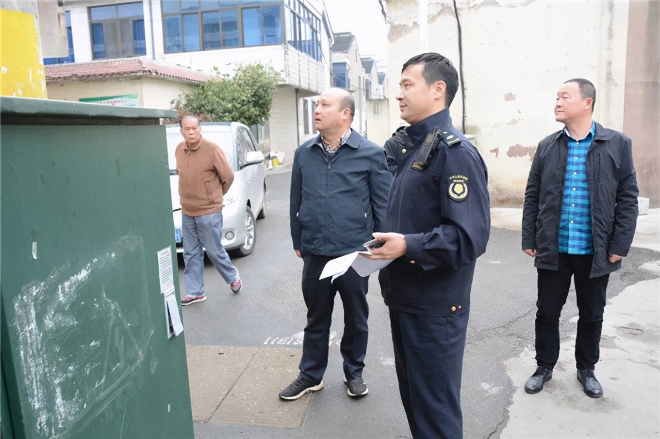 江阴市云亭街道领导督查文明城市创建工作