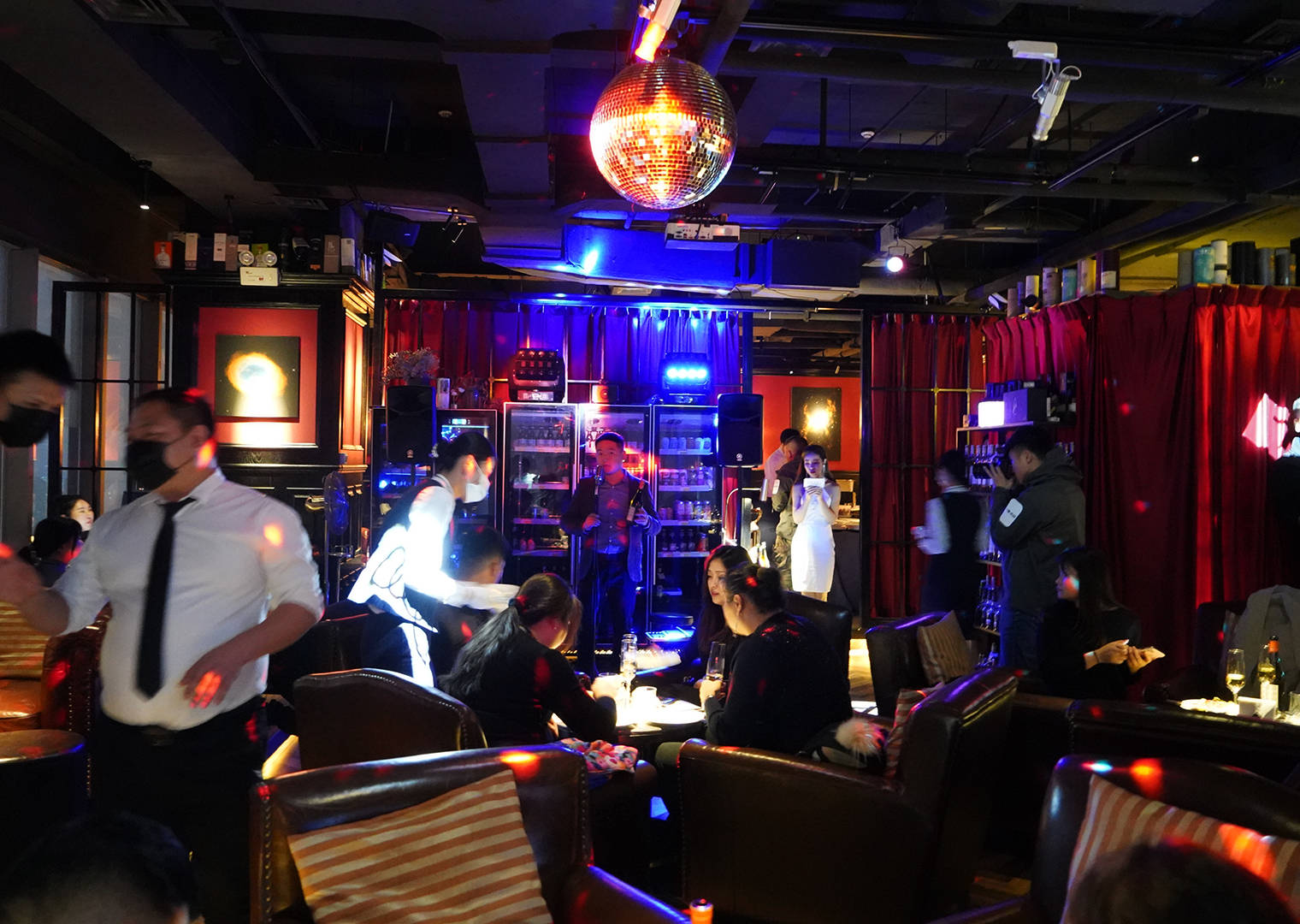 精英对话,强大即出发_floor