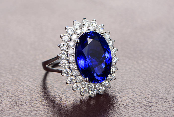 坦桑石有收藏价值吗坦桑石戒指的选购技巧都有哪些