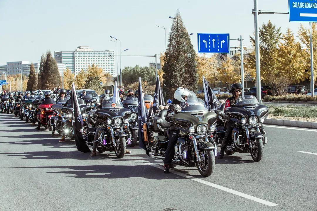 北京兔帮俱乐部6周年回顾,展现机车文化与骑士精神_摩托