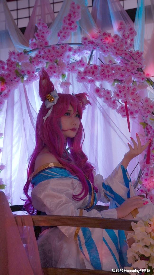 cos:九尾妖狐阿狸,在等待召唤师的降临