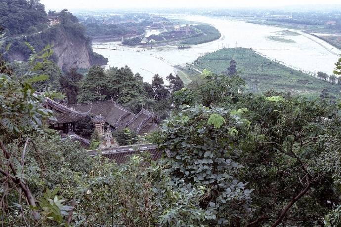老照片:生活在80年代的四川都江堰