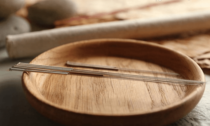 陕西省名中医贾成文:针灸如何治疗面瘫_手机搜狐网