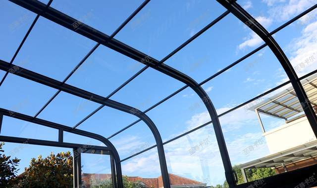 全新阳光房出现了——pc耐力板移动阳光房,替代玻璃更安全