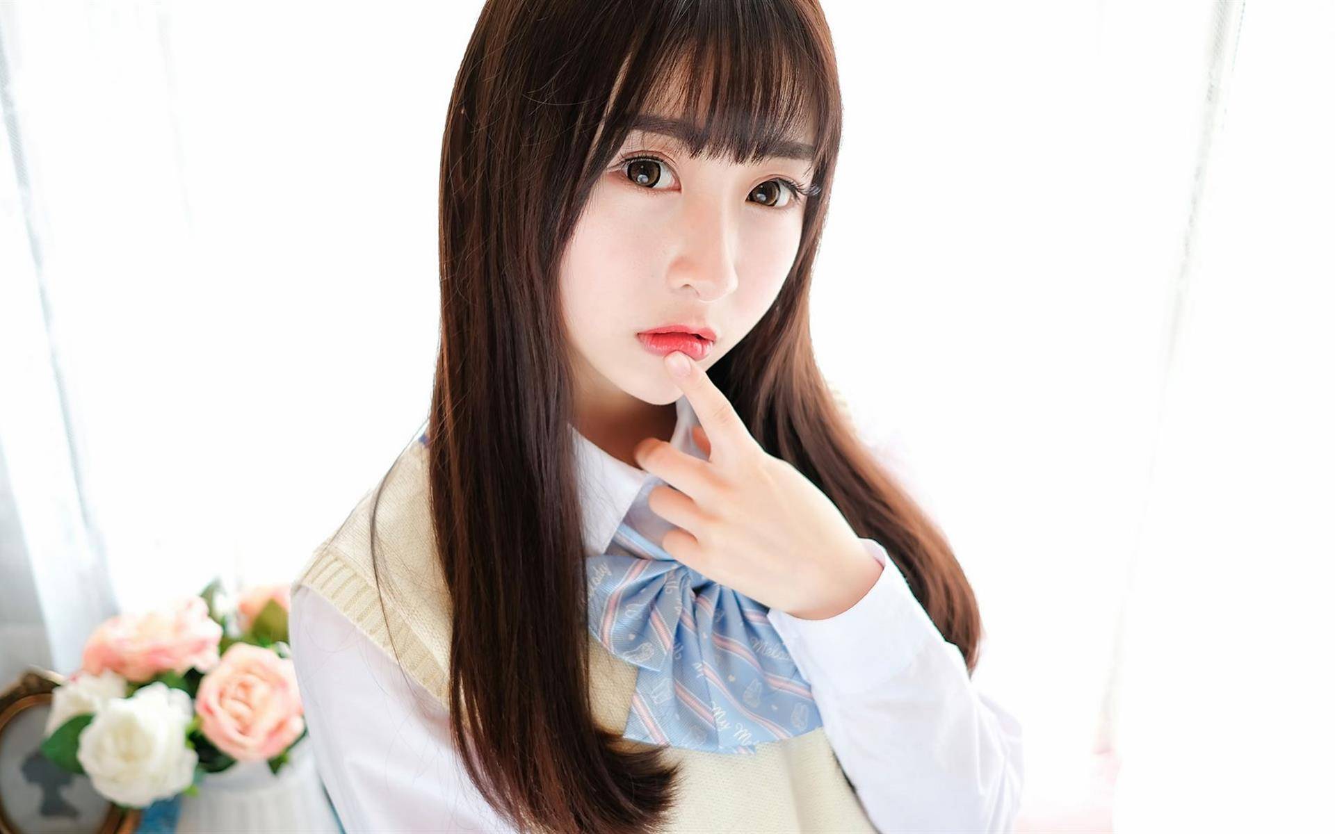 爱自拍的俊俏美女:青春的气息填充整个屏幕-搜狐大视野-搜狐新闻
