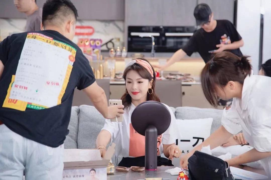 刘涛直播带货25场让我们聚划算的直播生态和直播心得