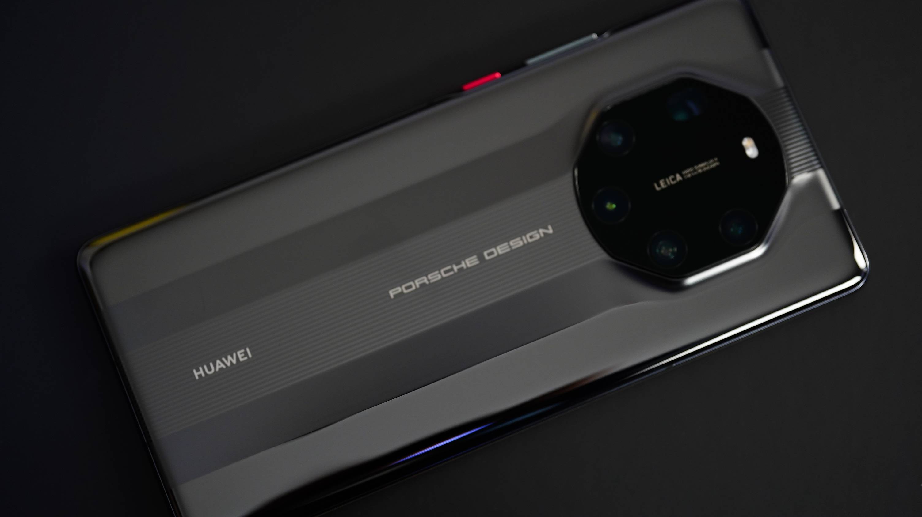 华为mate40rs保时捷版配麒麟9000发动机由内而外的耀眼