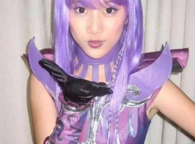 巴啦啦小魔仙:严莉莉最少女的三件衣服,最后一件太可爱,女生们都想