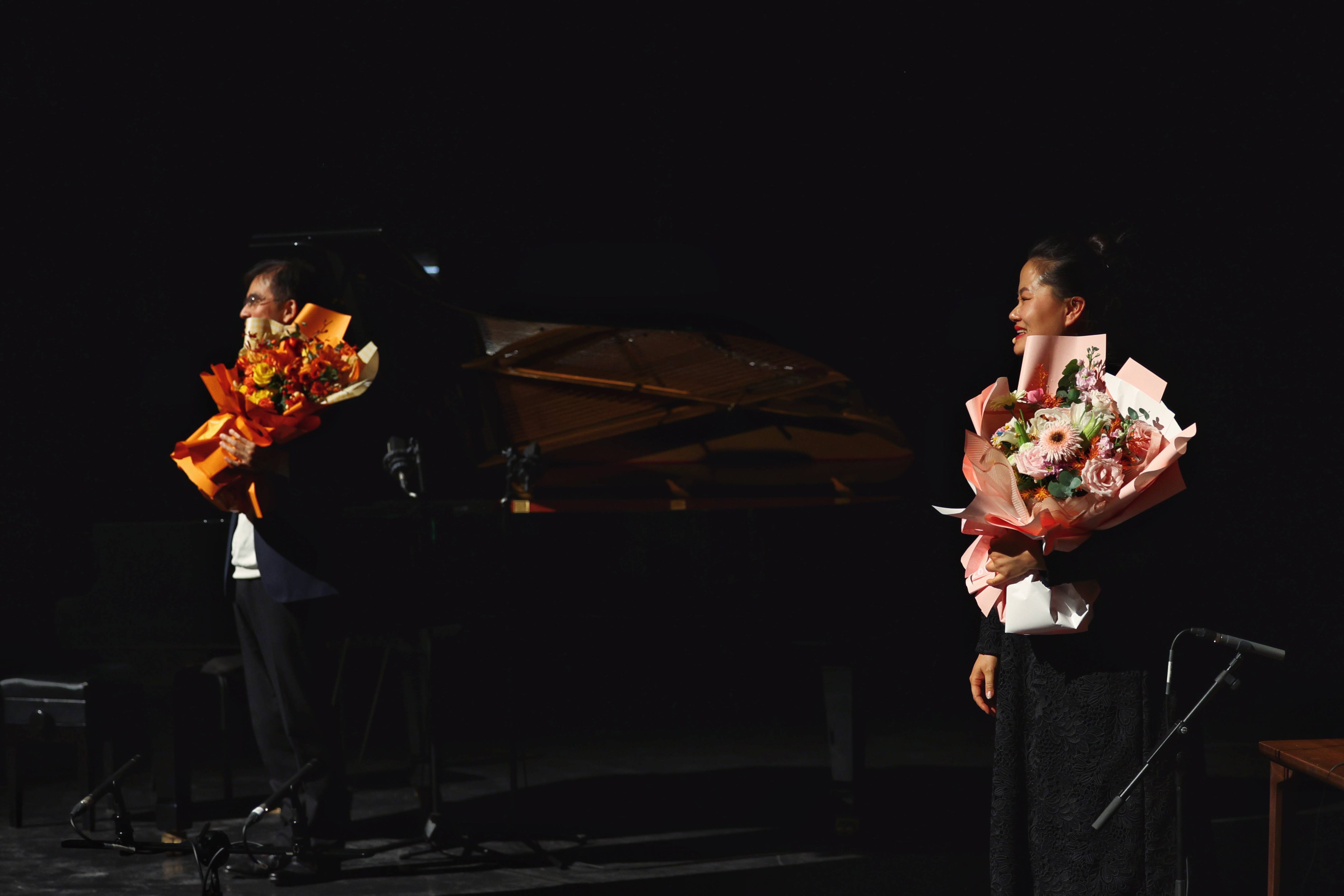 钢琴与古琴交汇共鸣 在西安上演"未有期"的精彩_巫娜