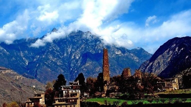 民族村寨④揭开羌族村寨神秘面纱探析建筑空间文化特色