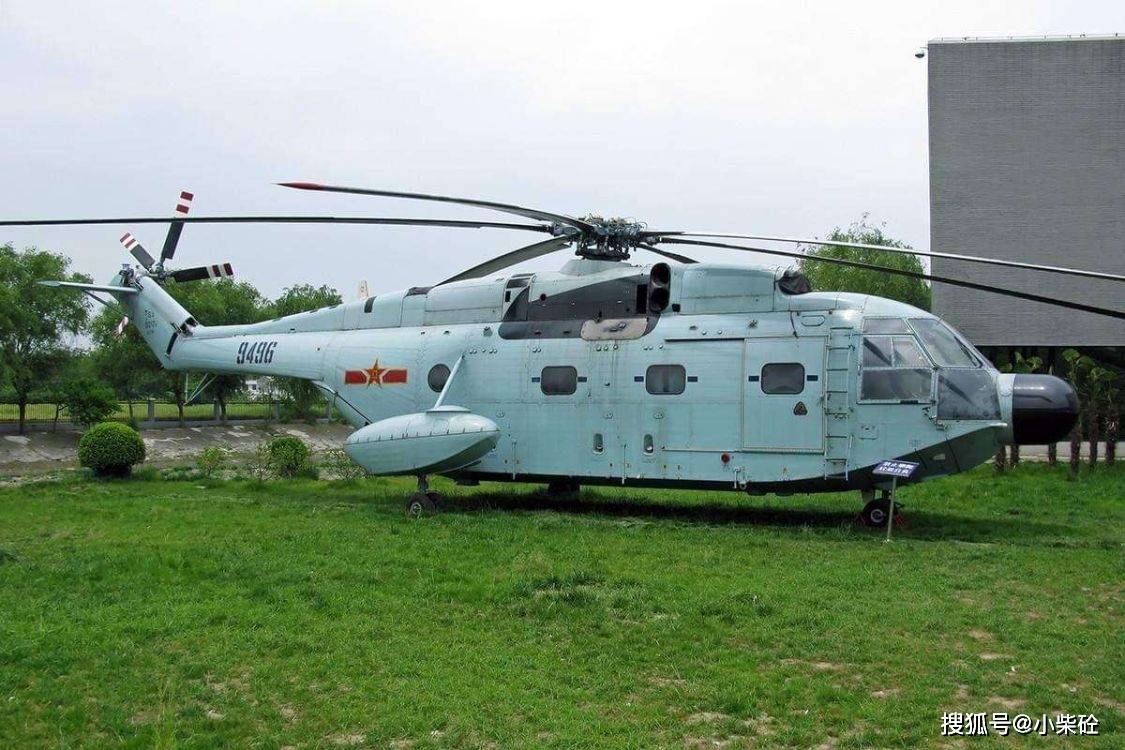 SA321直升机图片
