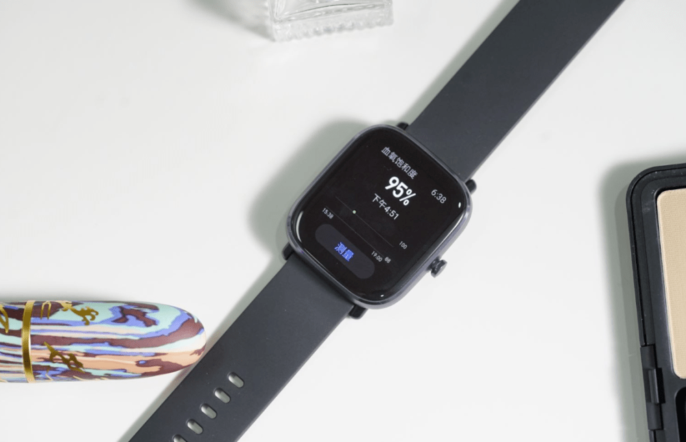 华米amazfit gts2 mini智能手表图赏:轻薄舒适_方面