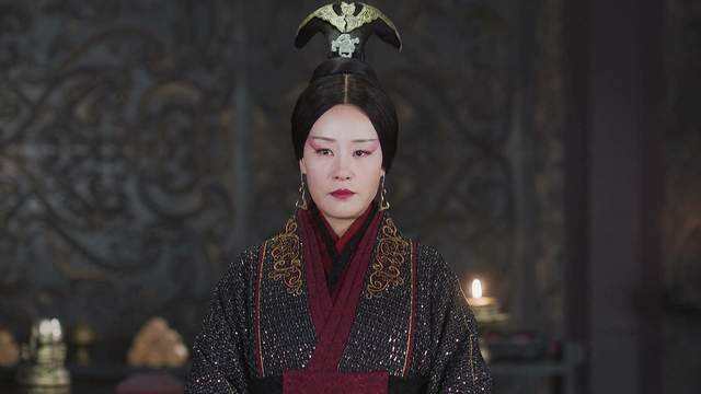 正在热播中,该剧是《大秦帝国》系列第四部,讲述了传奇历史人物秦始皇